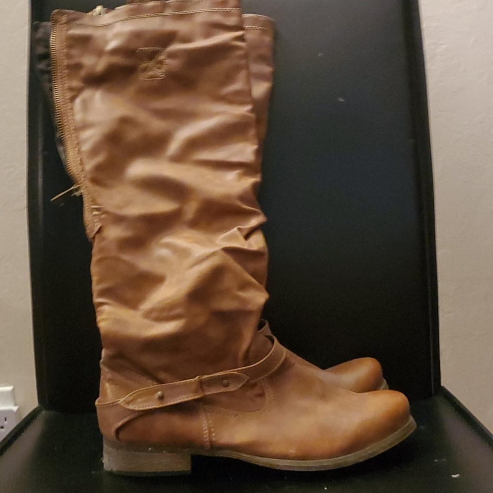 Brown aldo boots